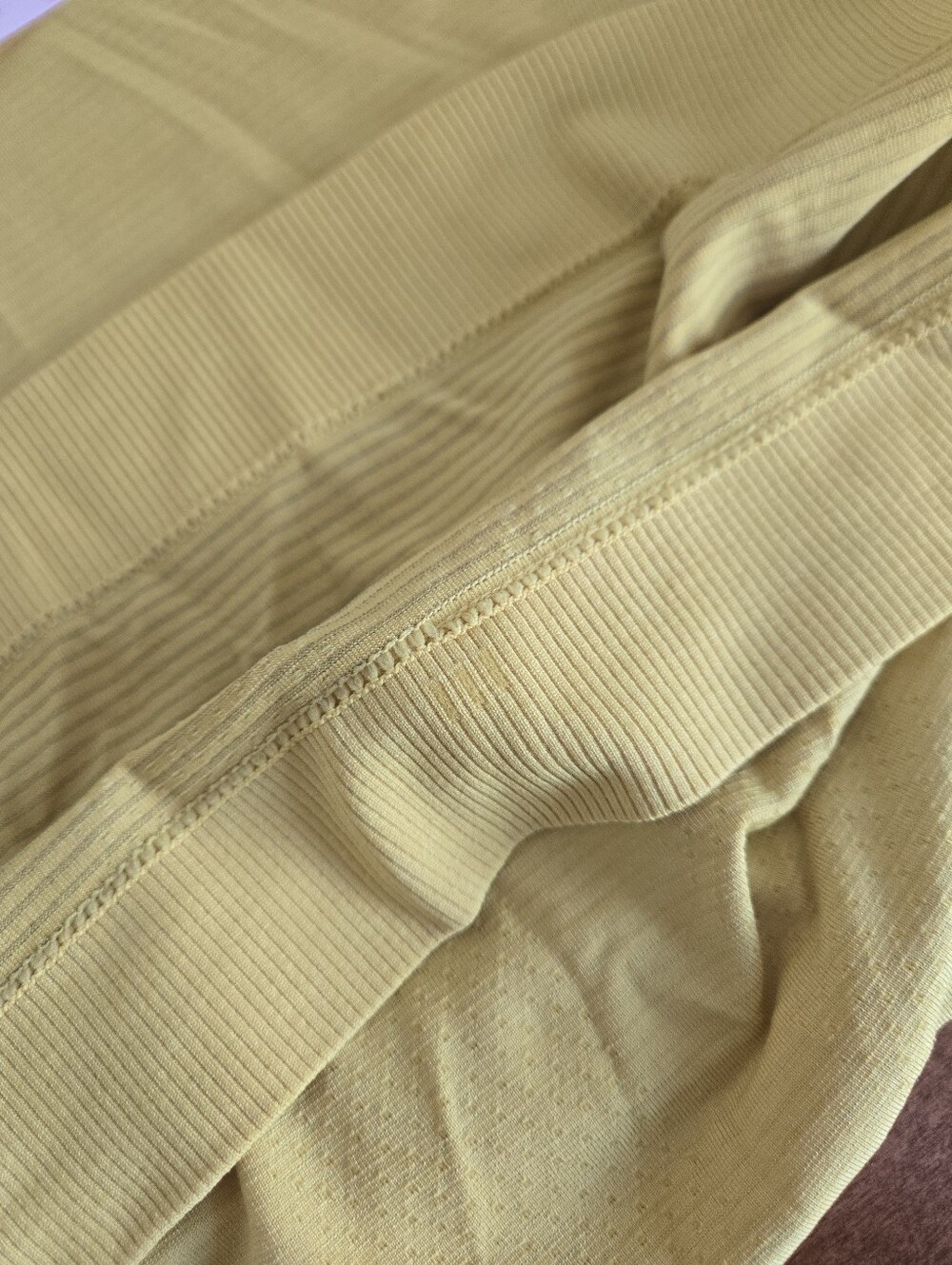 Lululemon Swiftly Long Sleeve Shirt Yellow Women Size 6 Or 8 - Picture 4 of 4